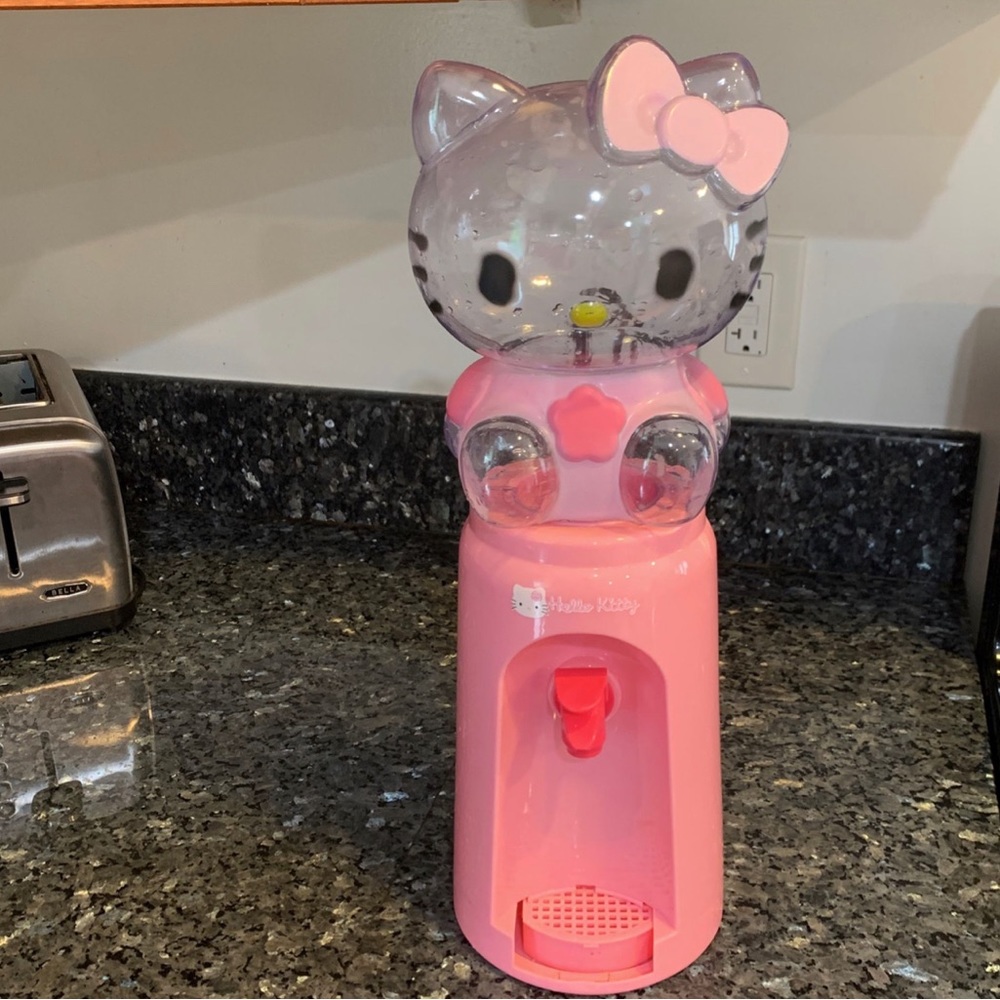 Hello kitty water dispenser